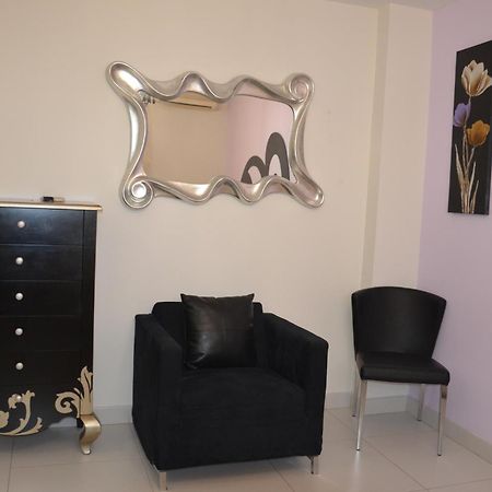 Hostal Mont Royal لقنت المظهر الخارجي الصورة