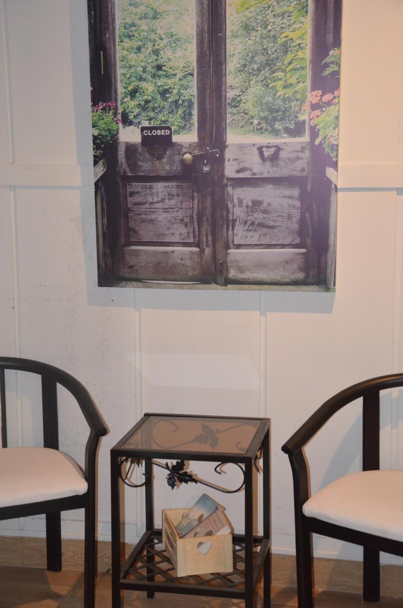 Hostal Mont Royal لقنت المظهر الخارجي الصورة