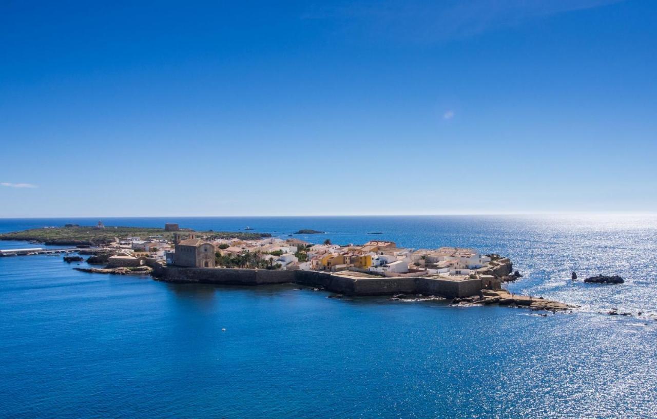 Hostal Mont Royal لقنت المظهر الخارجي الصورة